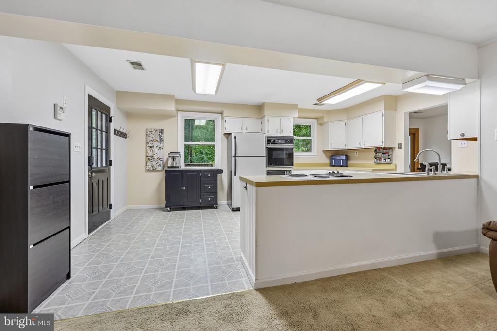 5250 DAPPLE LANE