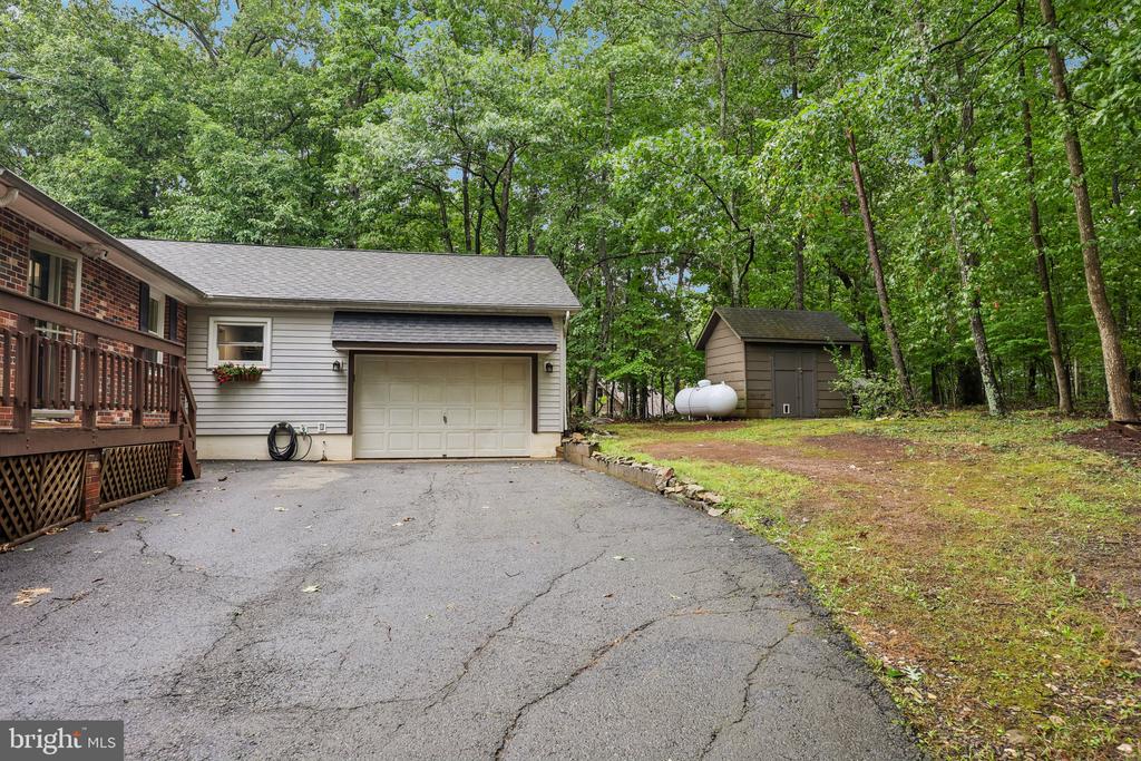 5250 DAPPLE LANE