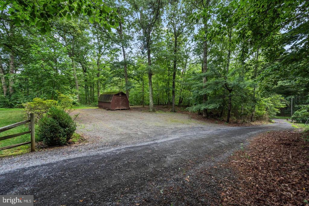 9808 TIMBER HEIGHTS