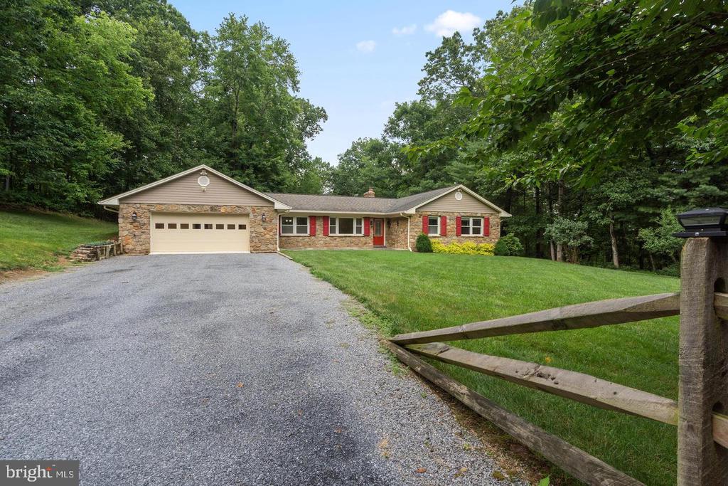 9808 TIMBER HEIGHTS