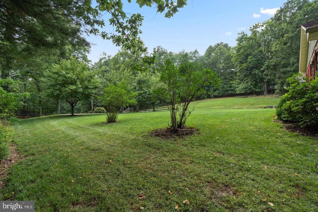 9808 TIMBER HEIGHTS