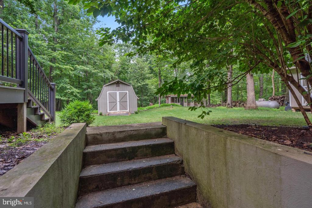 9808 TIMBER HEIGHTS