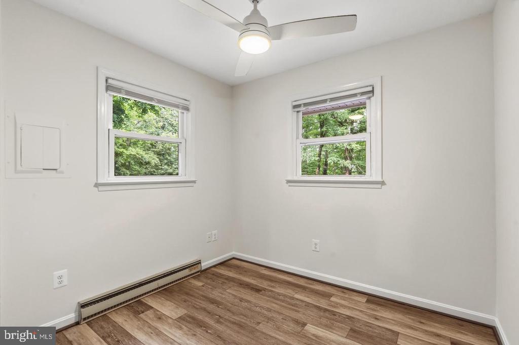 9808 TIMBER HEIGHTS