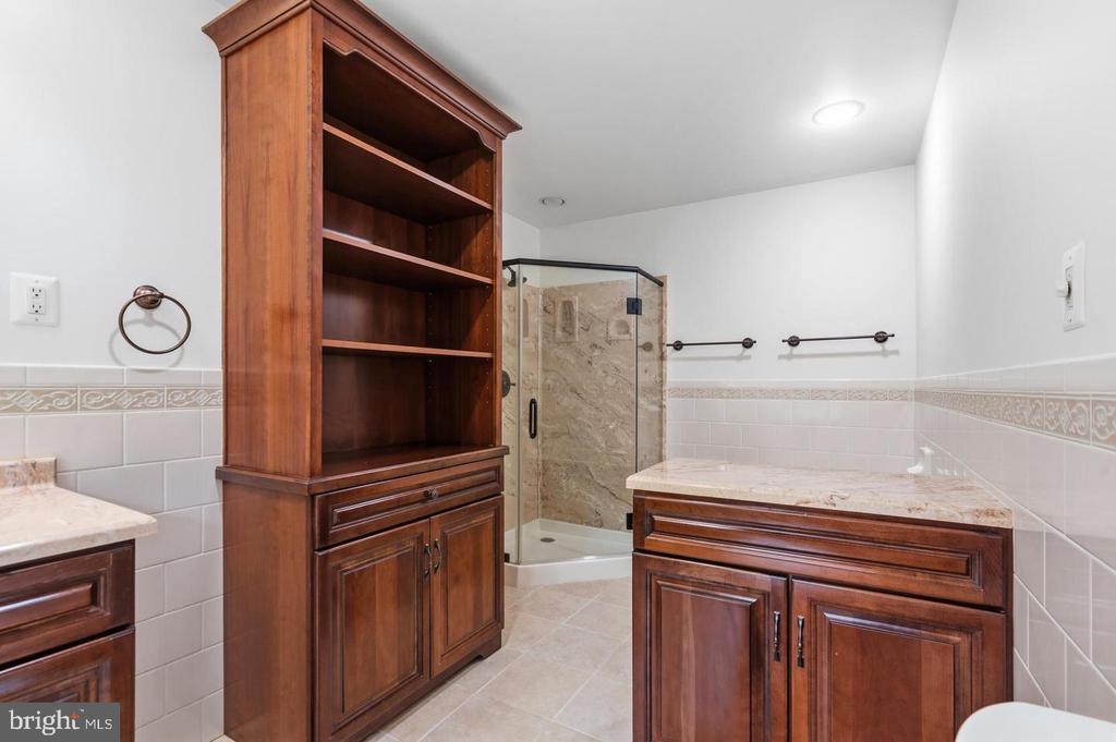 9808 TIMBER HEIGHTS