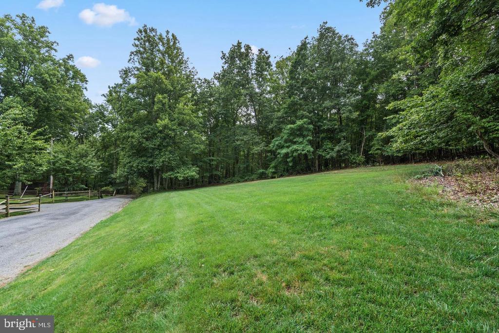 9808 TIMBER HEIGHTS