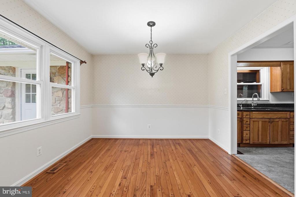 9808 TIMBER HEIGHTS