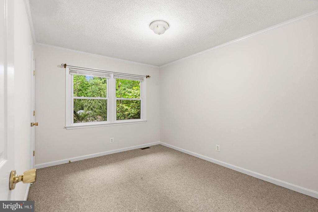 9808 TIMBER HEIGHTS