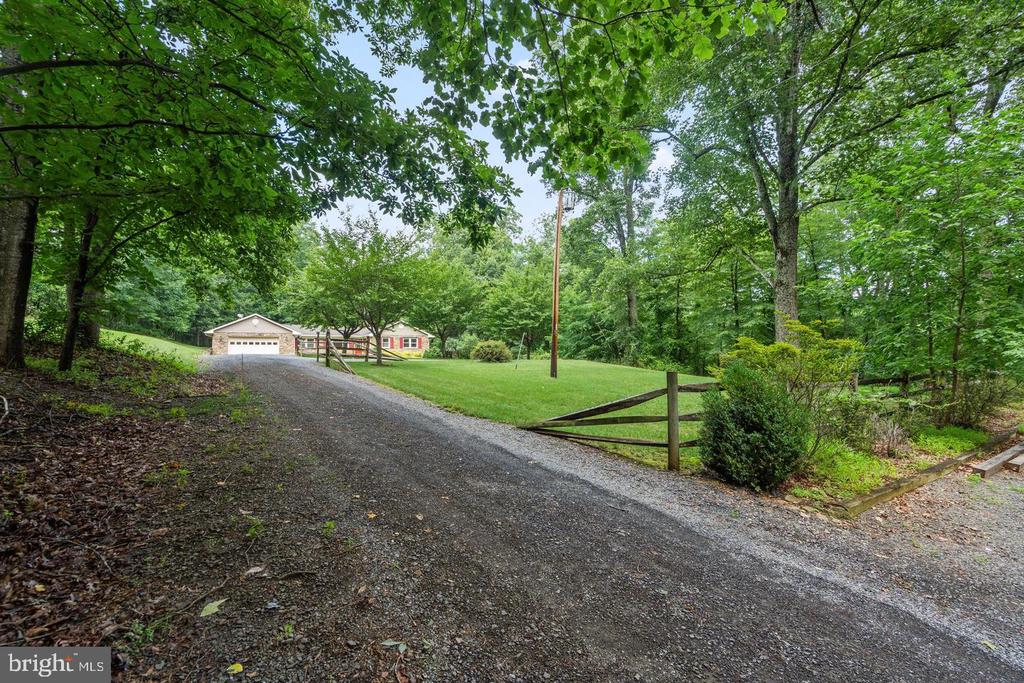 9808 TIMBER HEIGHTS