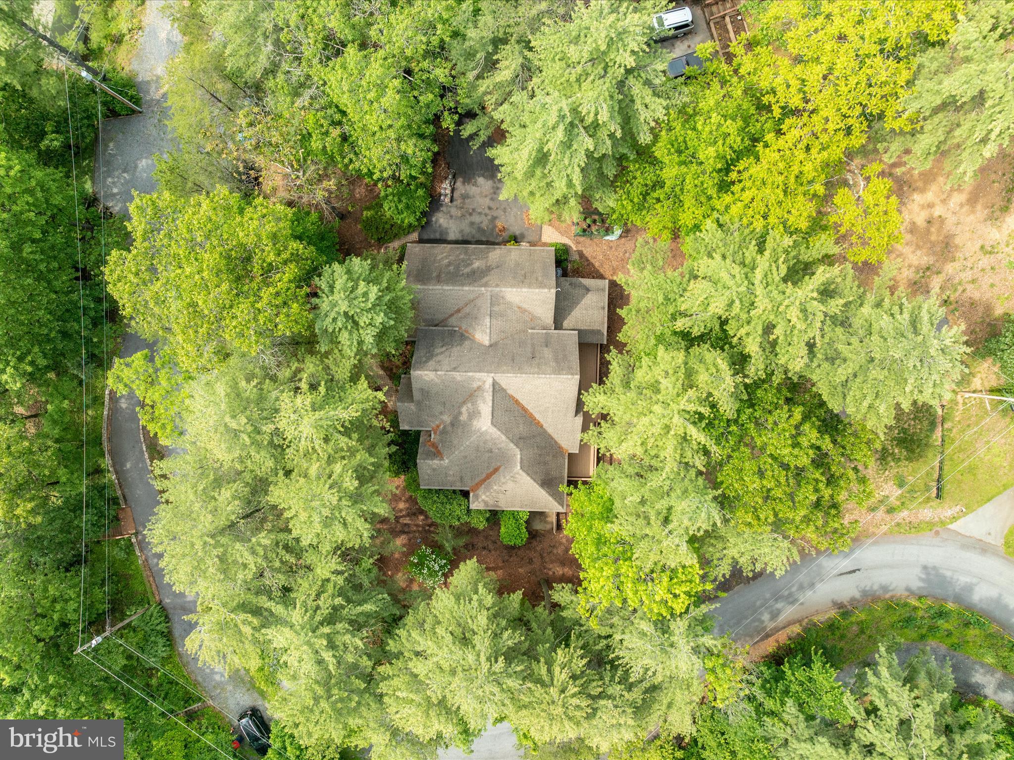 228 SUNSET CIRCLE