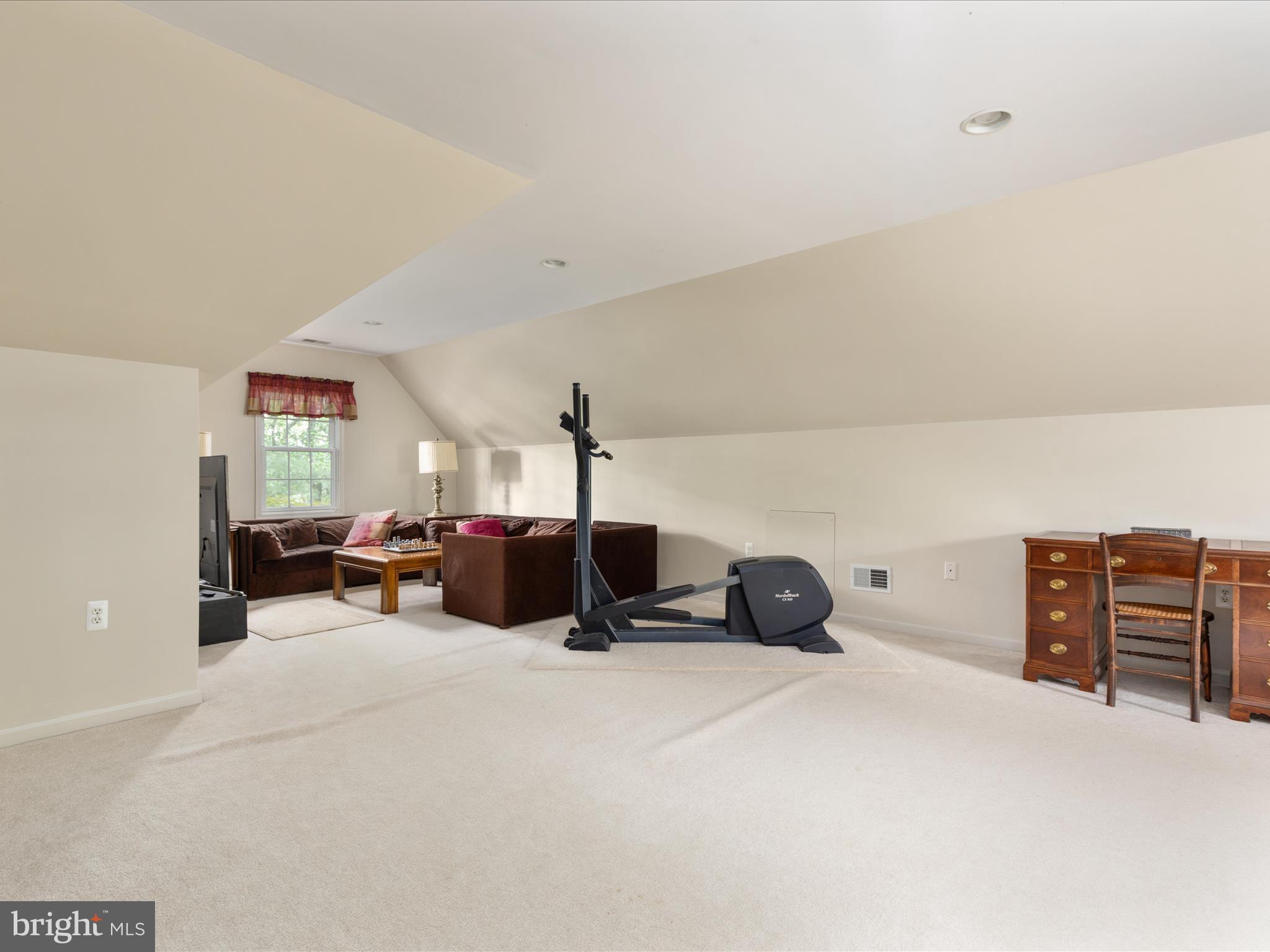 228 SUNSET CIRCLE
