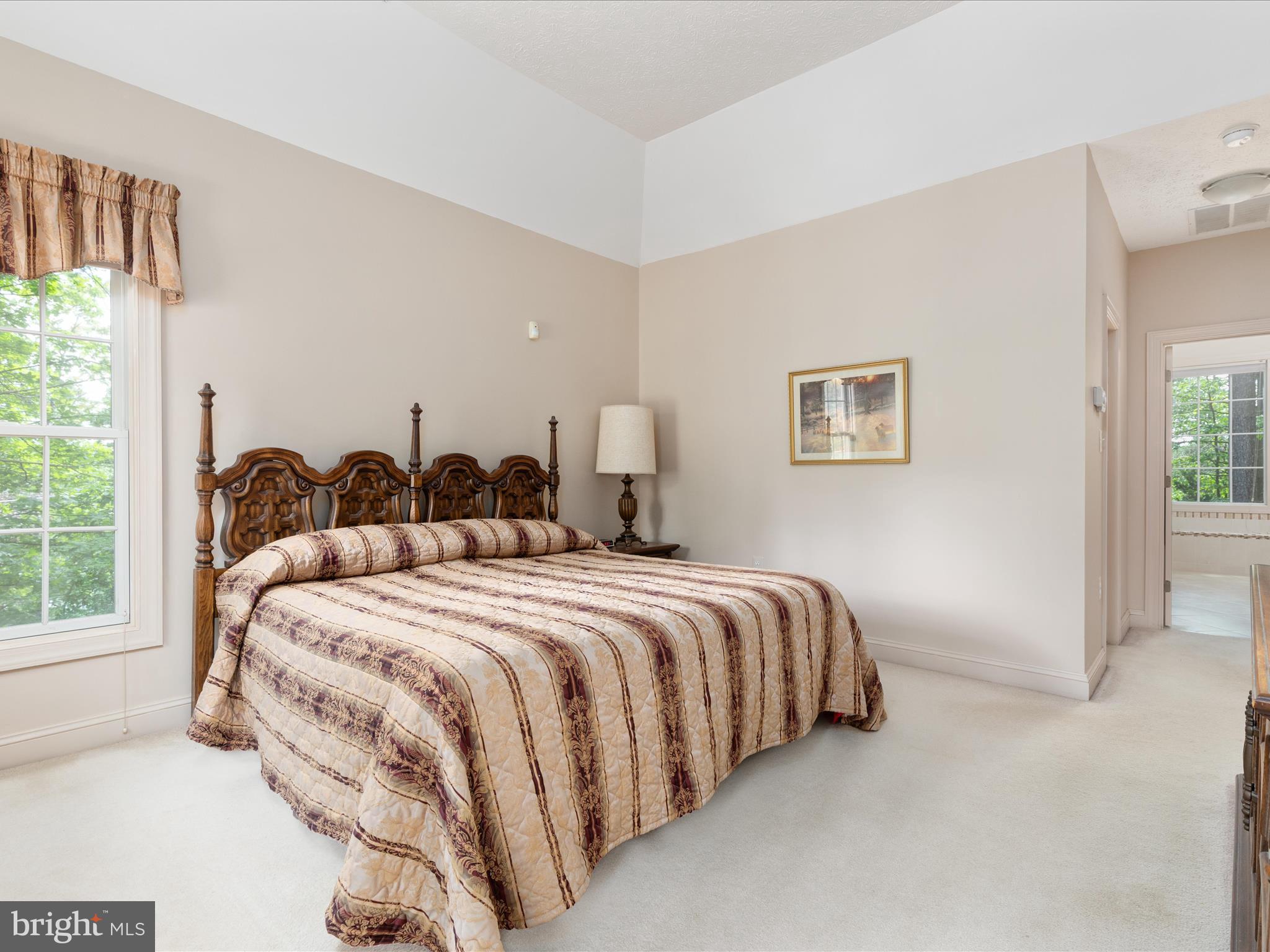 228 SUNSET CIRCLE