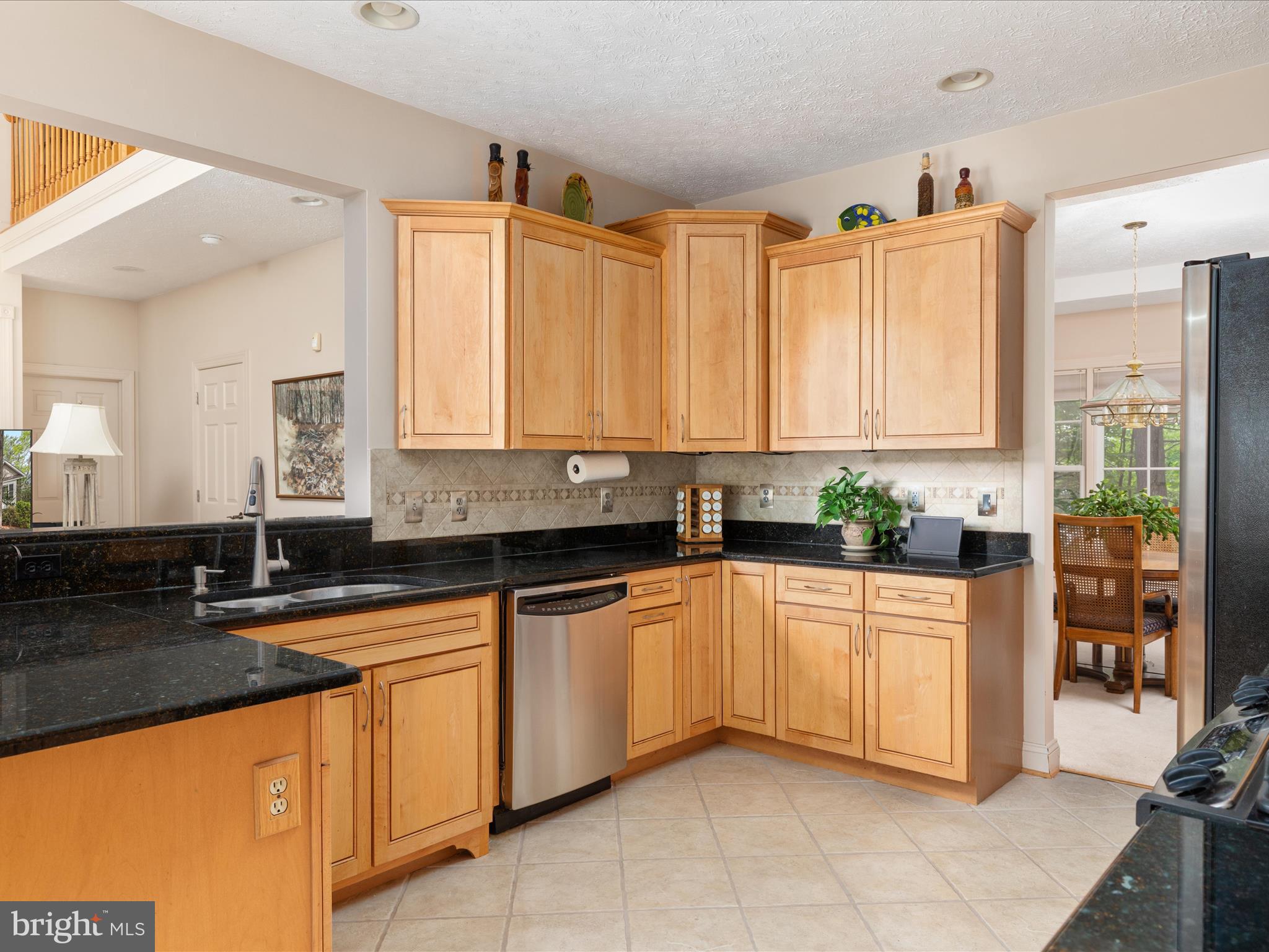 228 SUNSET CIRCLE