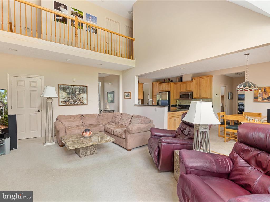 228 SUNSET CIRCLE