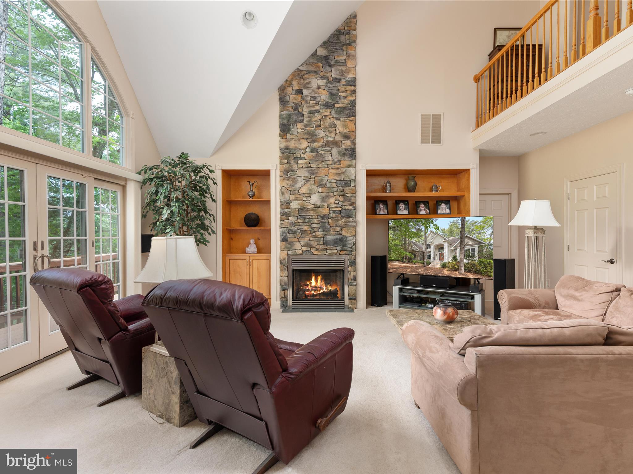 228 SUNSET CIRCLE