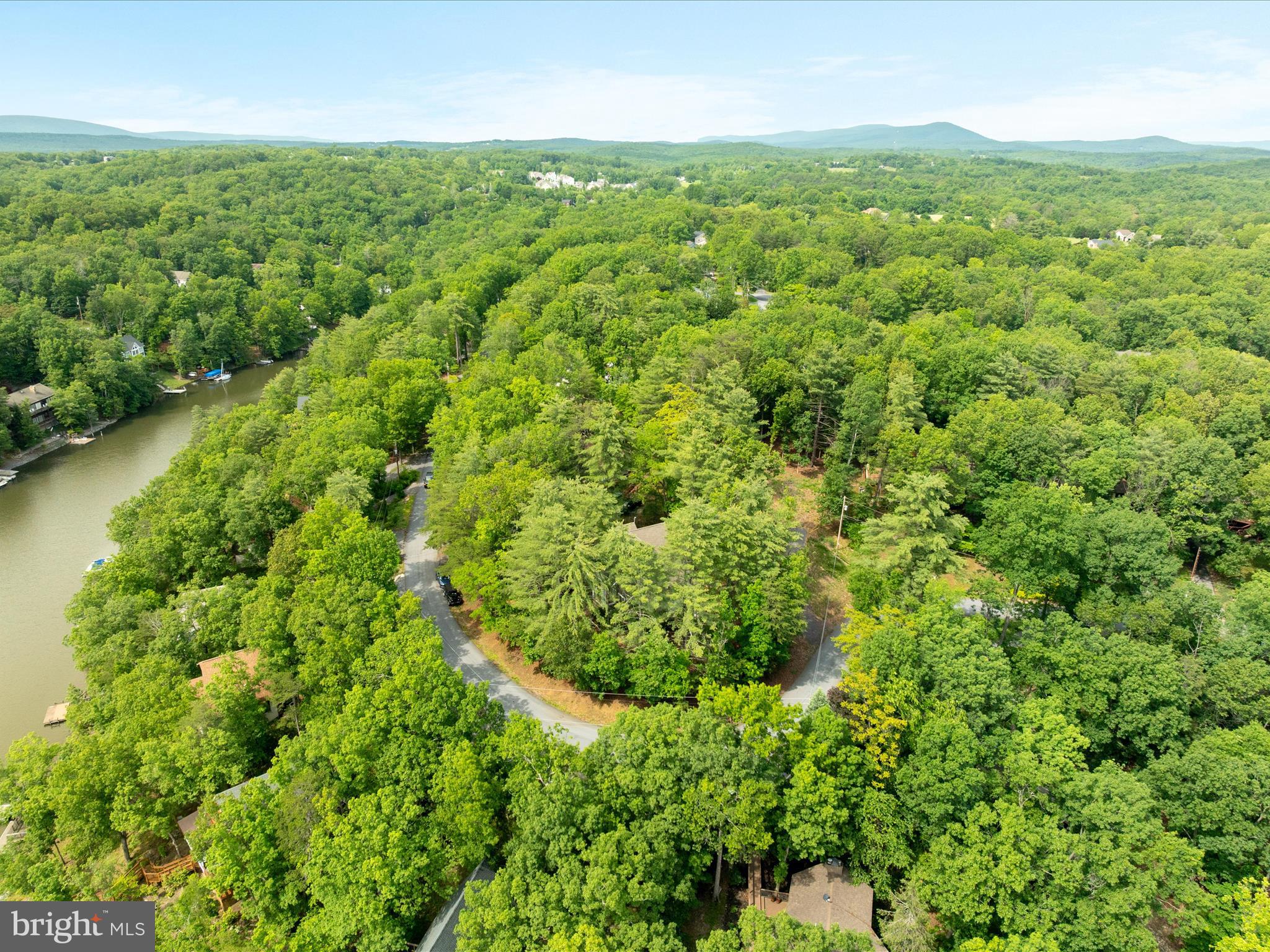 228 SUNSET CIRCLE