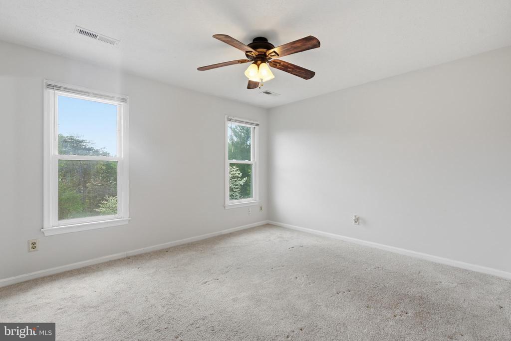 116 EDGEWOOD DRIVE