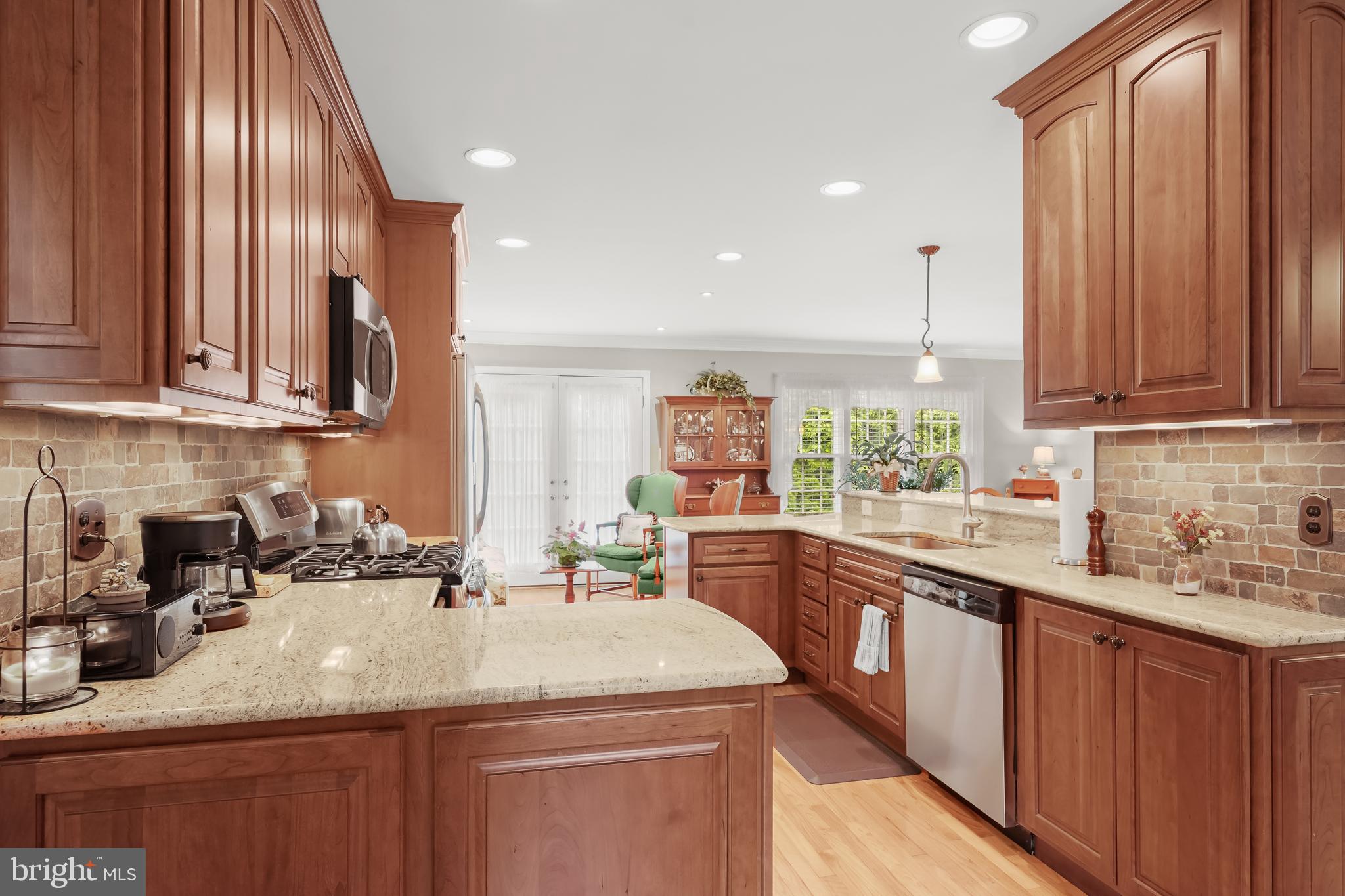 5558 ANN PEAKE DRIVE