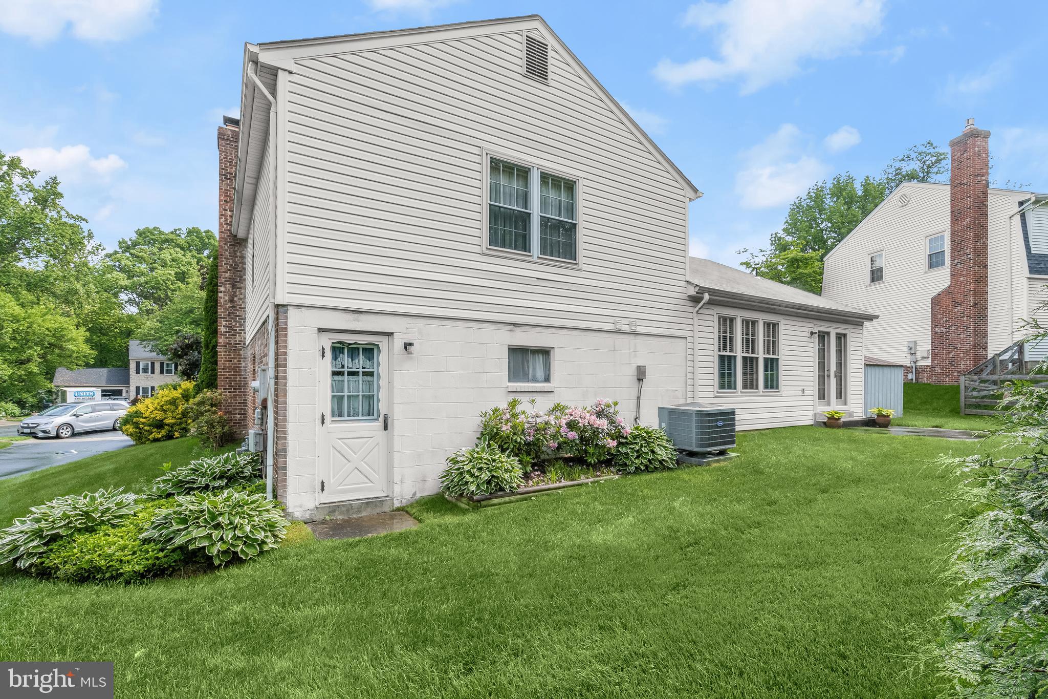 5558 ANN PEAKE DRIVE