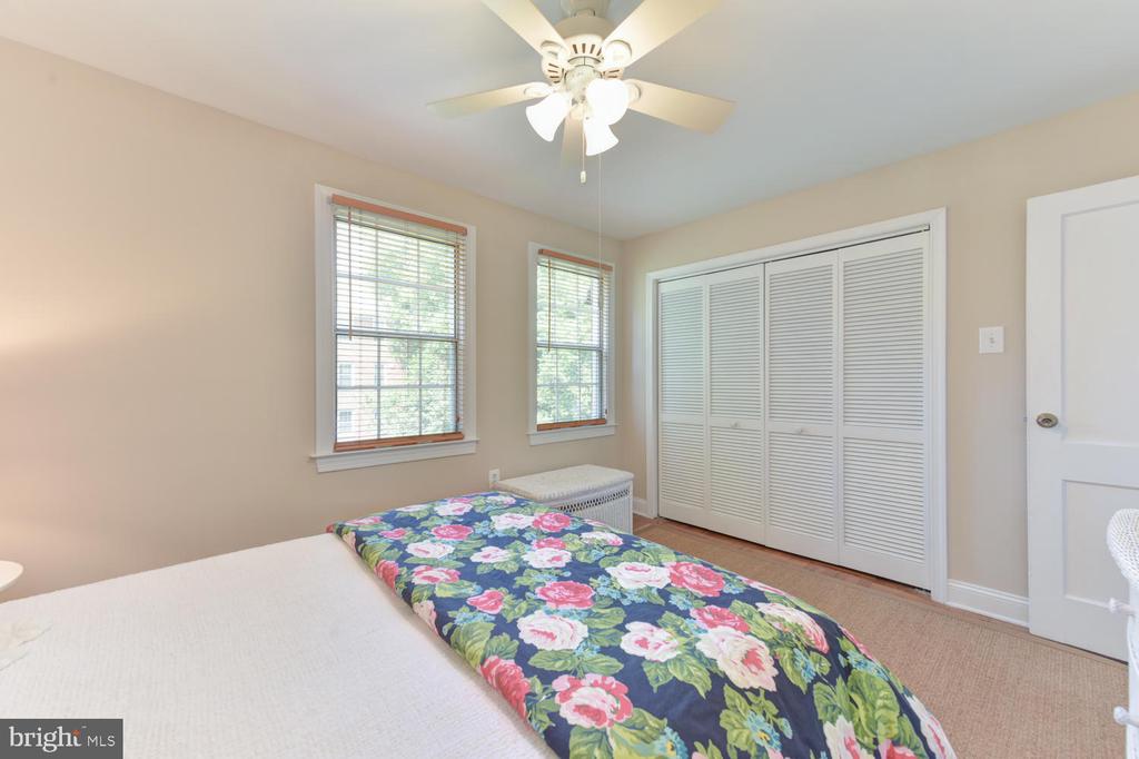 1304 BELLE VIEW BOULEVARD Unit: B1