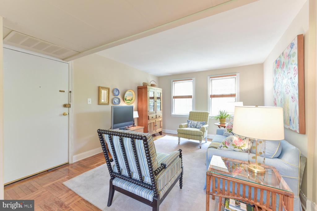 1304 BELLE VIEW BOULEVARD Unit: B1