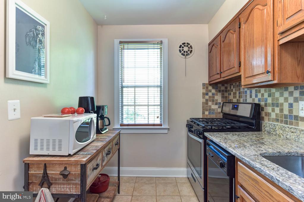 1304 BELLE VIEW BOULEVARD Unit: B1