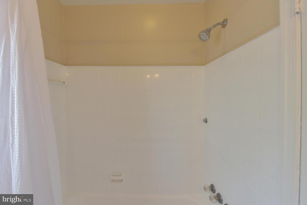 1304 BELLE VIEW BOULEVARD Unit: B1