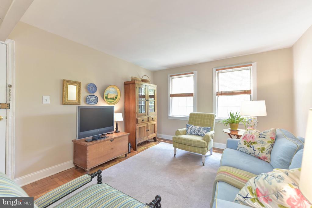 1304 BELLE VIEW BOULEVARD Unit: B1