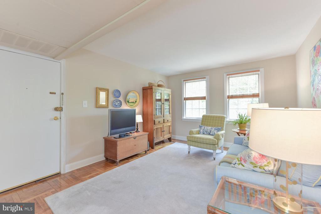 1304 BELLE VIEW BOULEVARD Unit: B1
