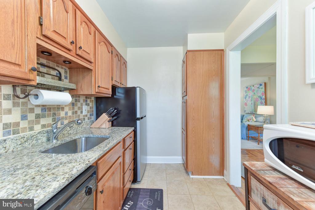 1304 BELLE VIEW BOULEVARD Unit: B1