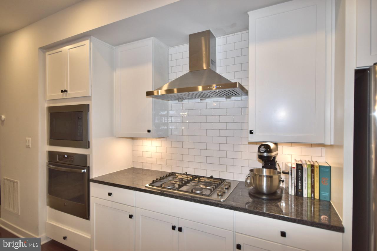 3058 WILD BLUE INDIGO COURT