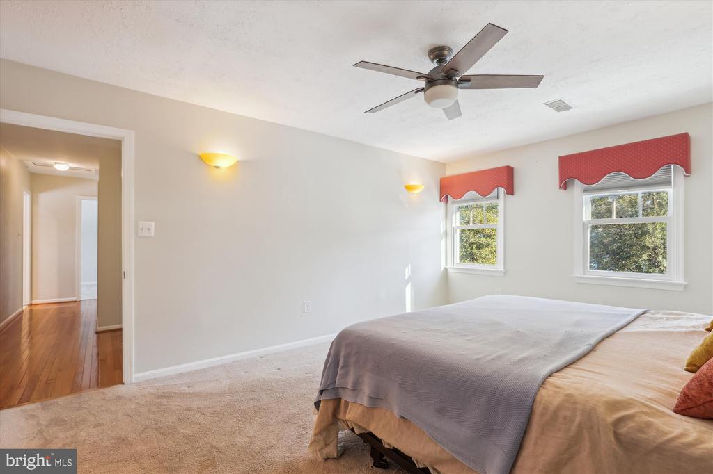 12304 MYTERRA WAY