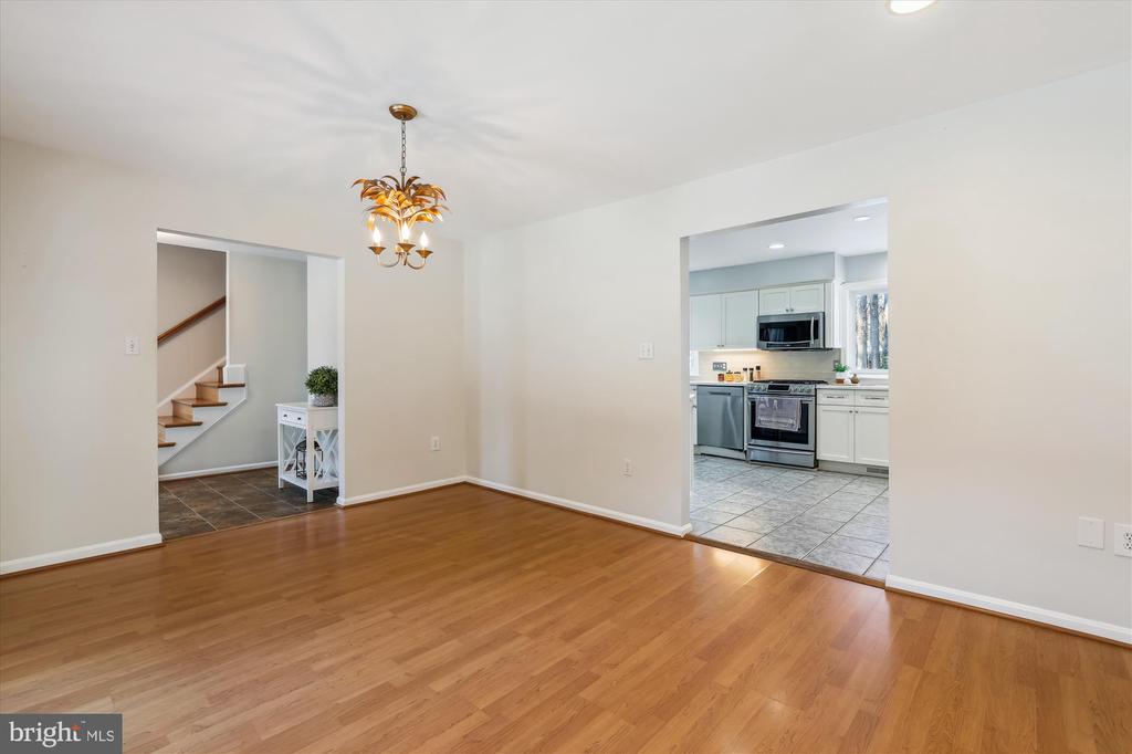 12304 MYTERRA WAY