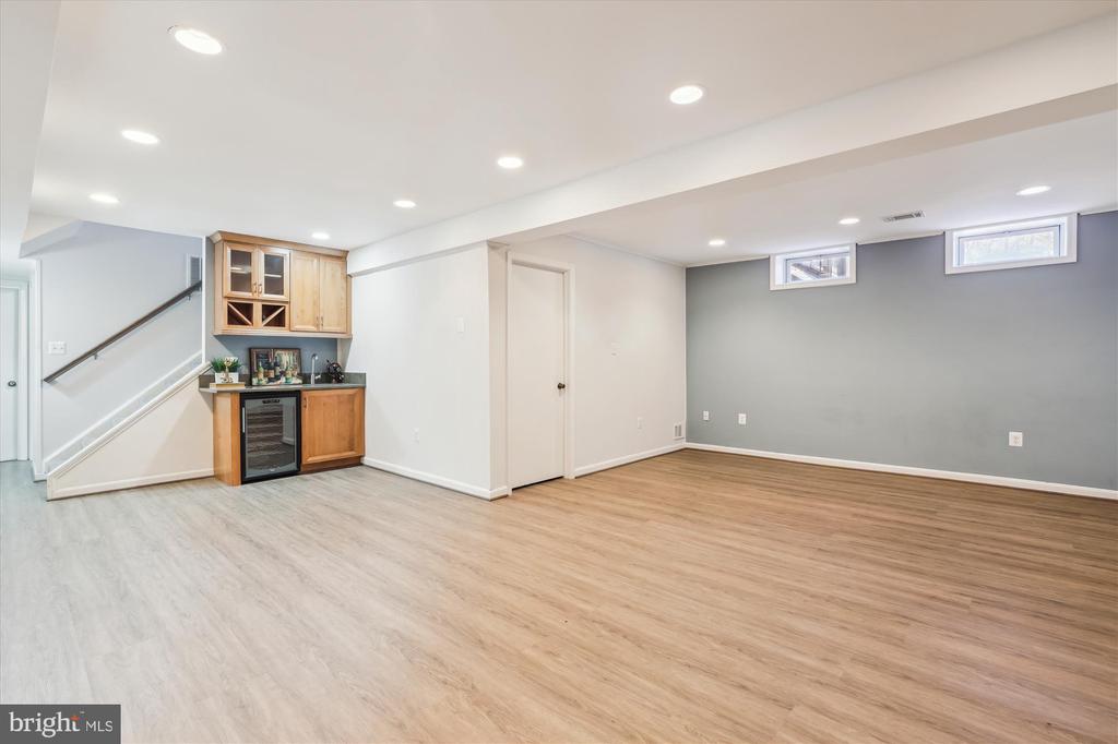 12304 MYTERRA WAY
