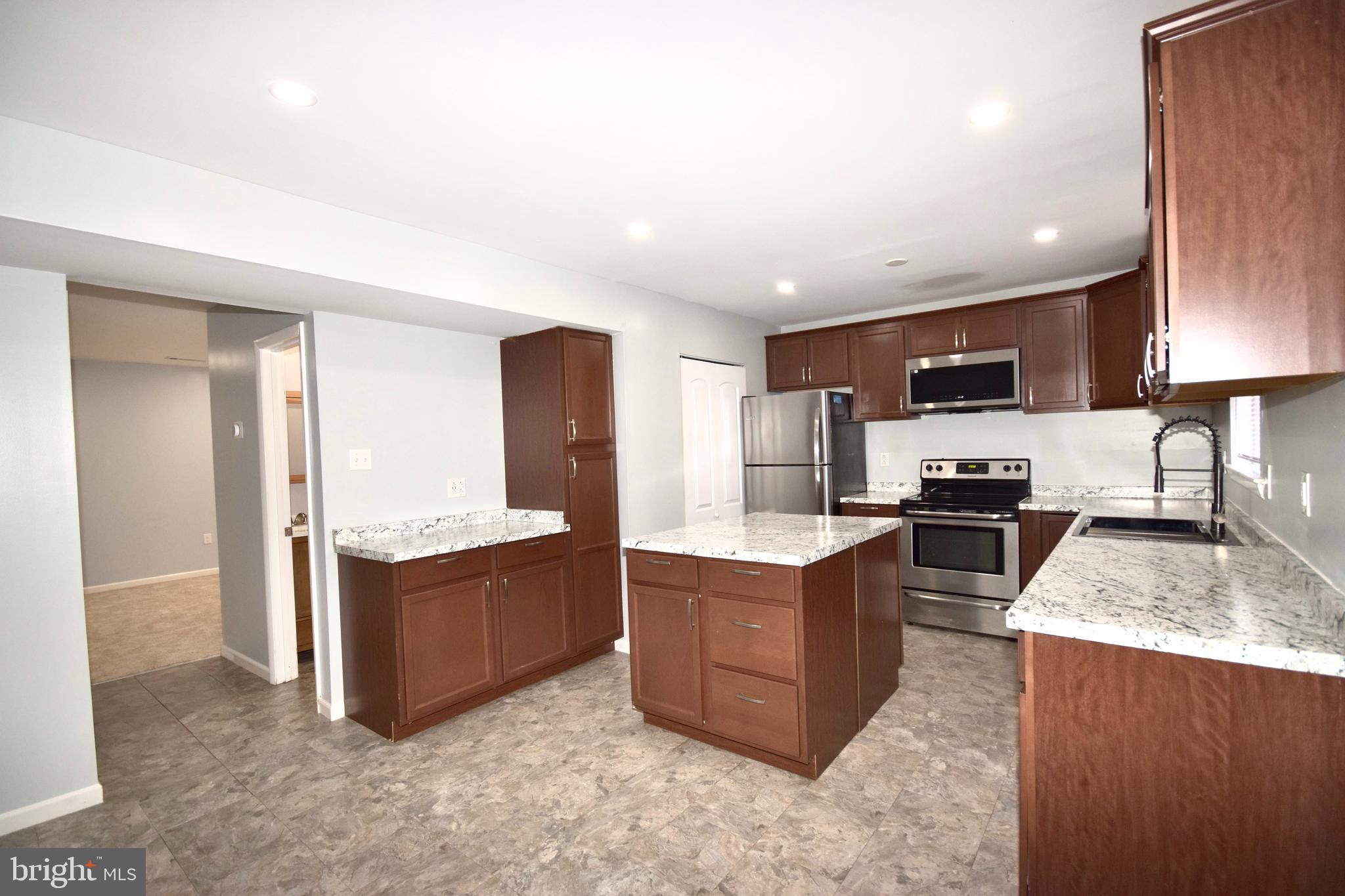 4140 MEADOWLAND COURT 68