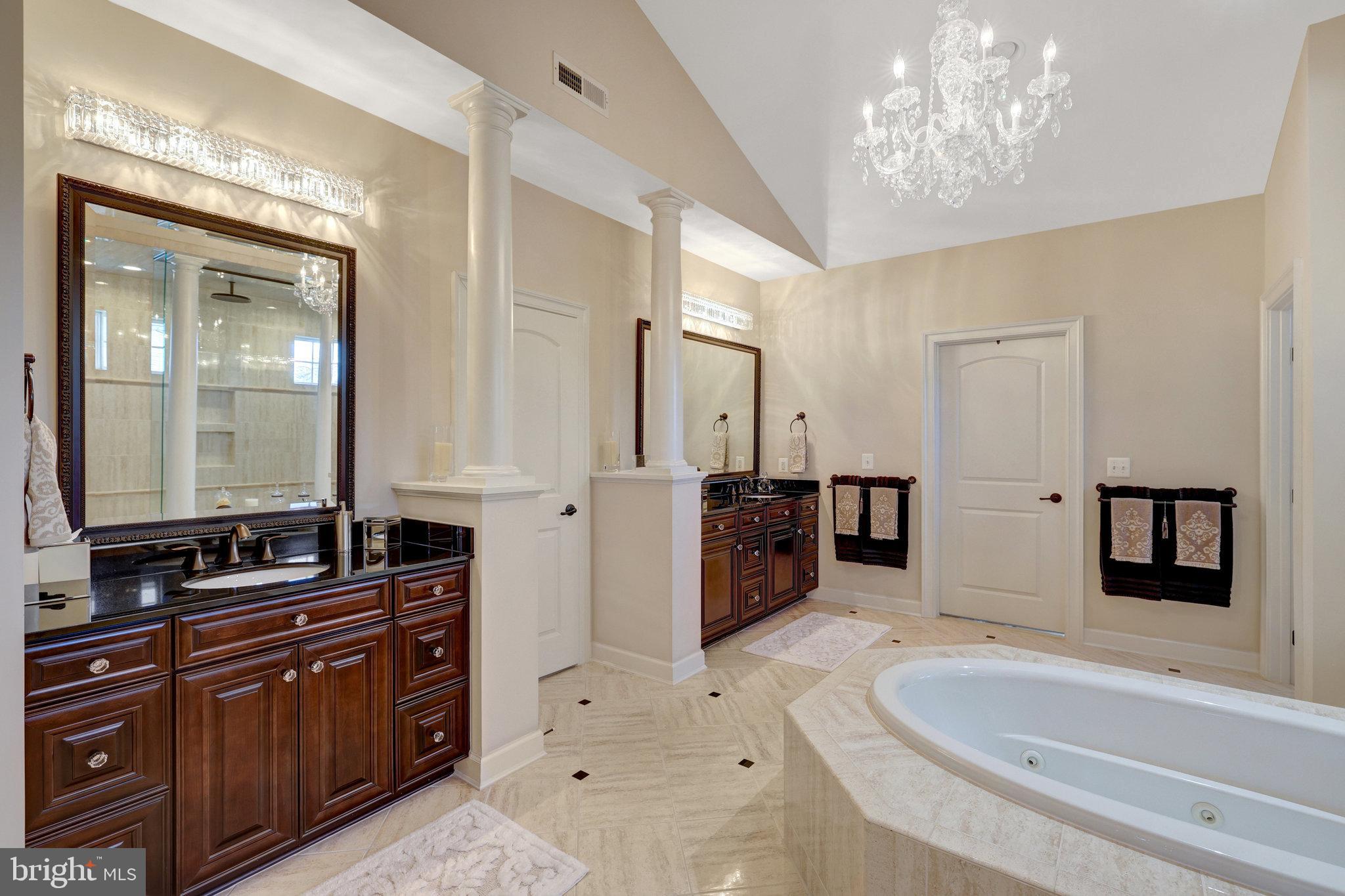 1627 ADMIRALS HILL COURT