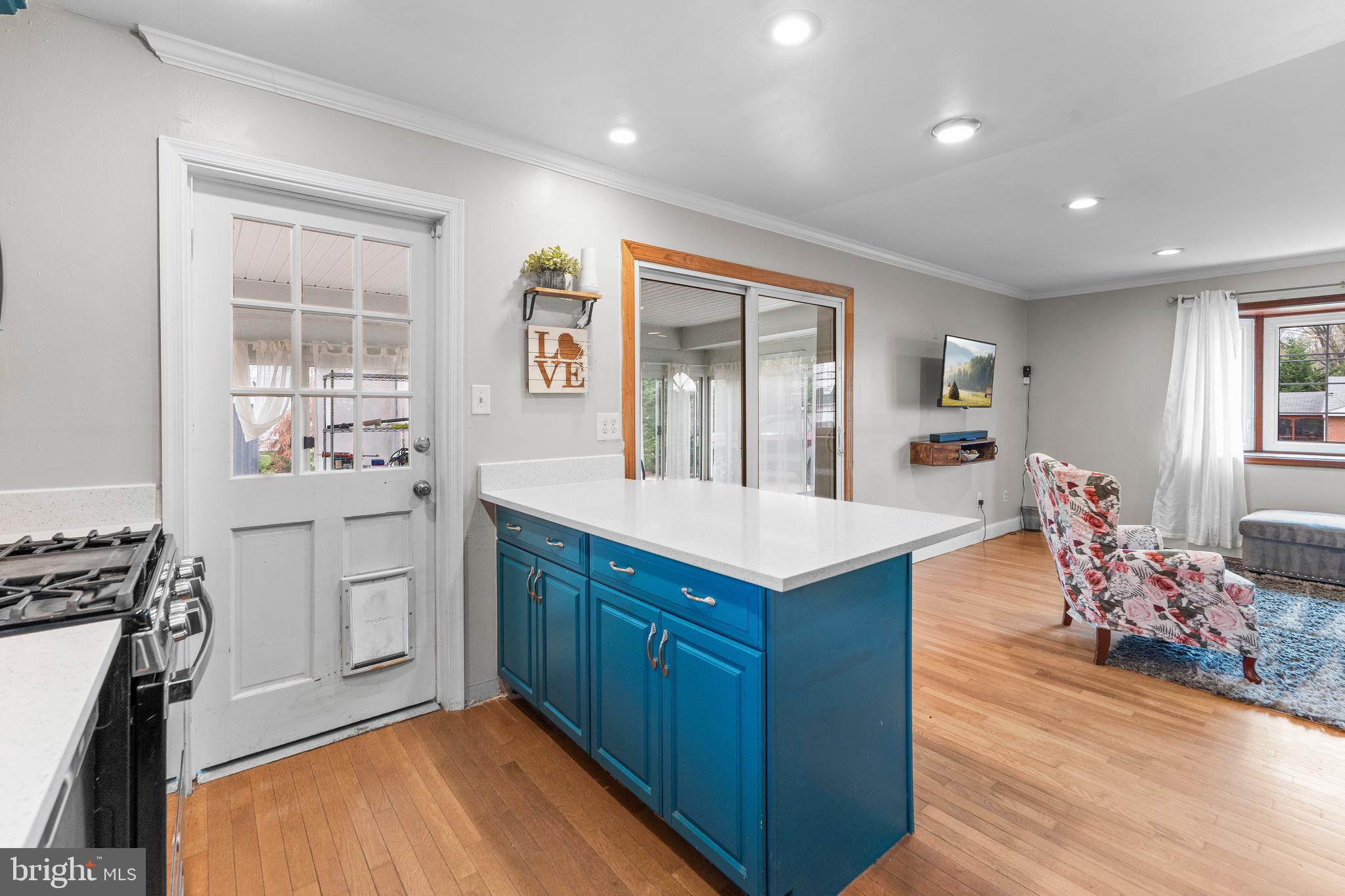 3519 OAKWOOD LANE
