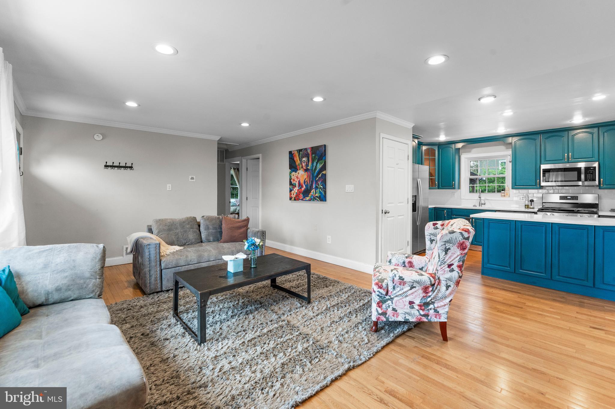 3519 OAKWOOD LANE