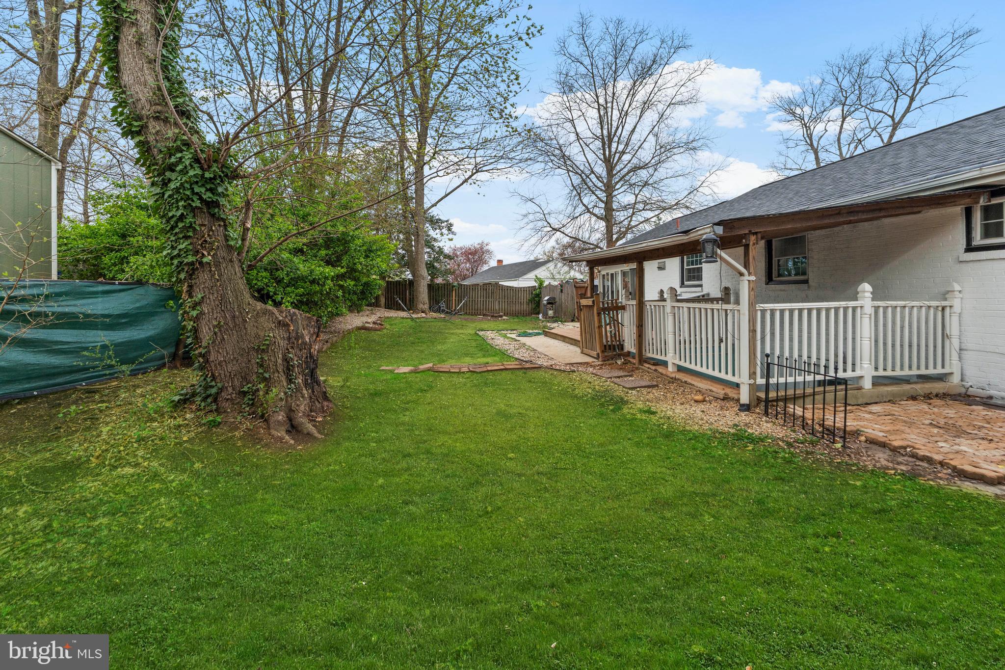 3519 OAKWOOD LANE