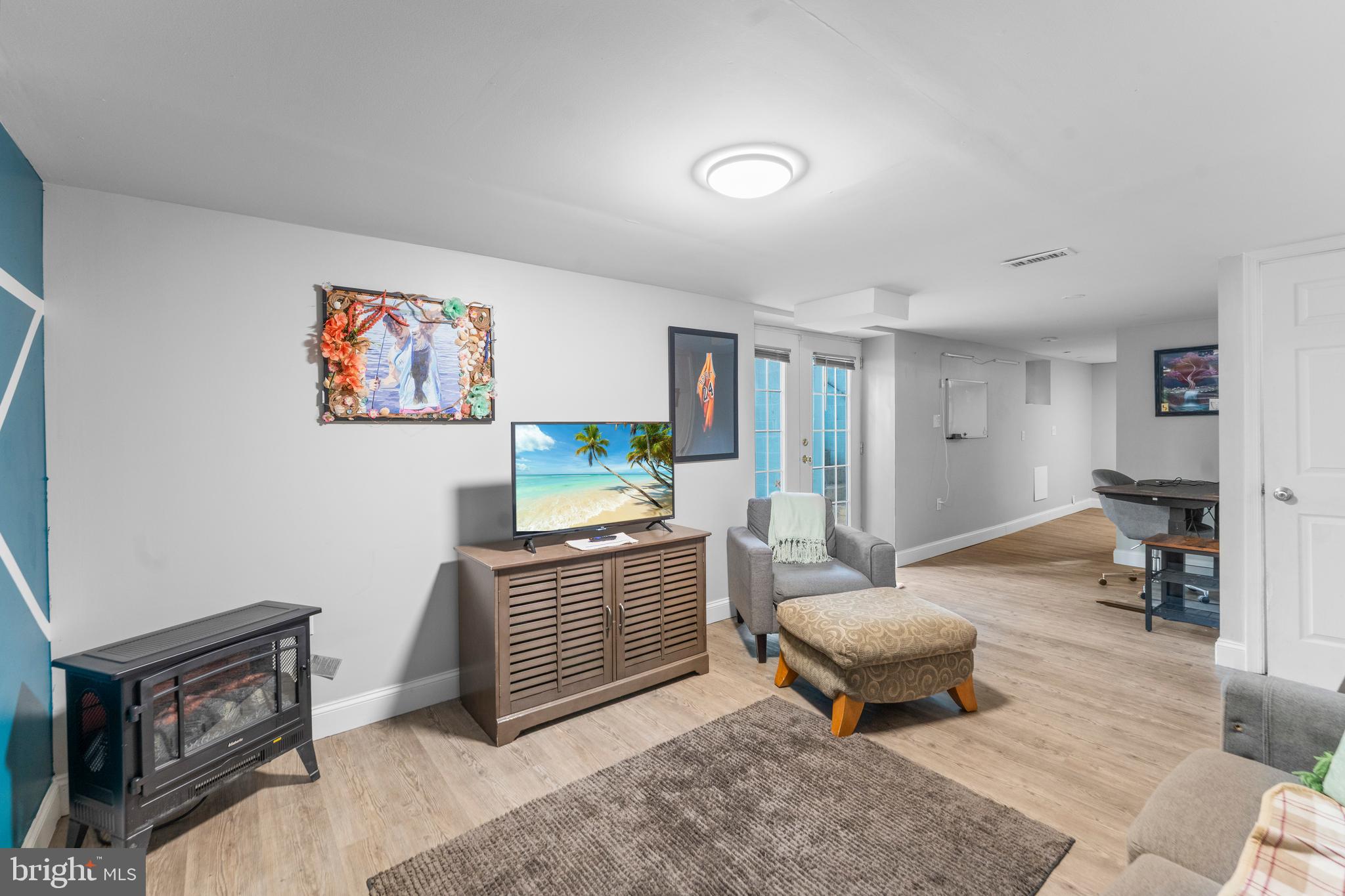 3519 OAKWOOD LANE