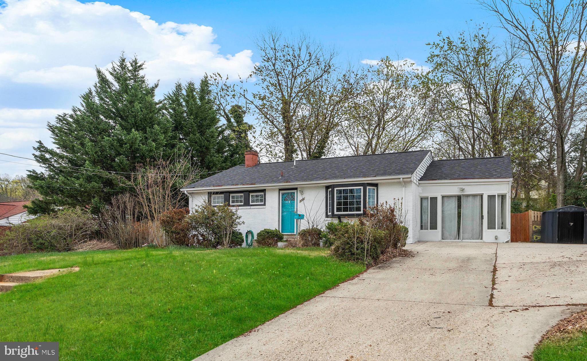 3519 OAKWOOD LANE