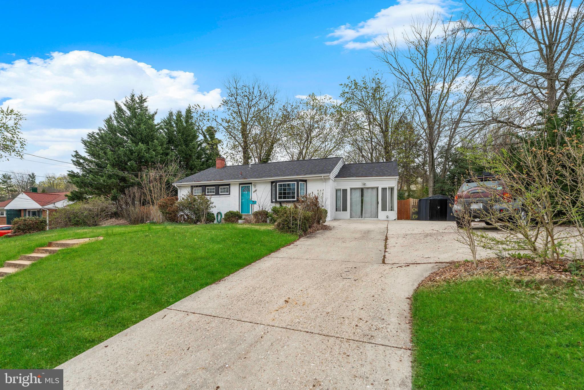 3519 OAKWOOD LANE