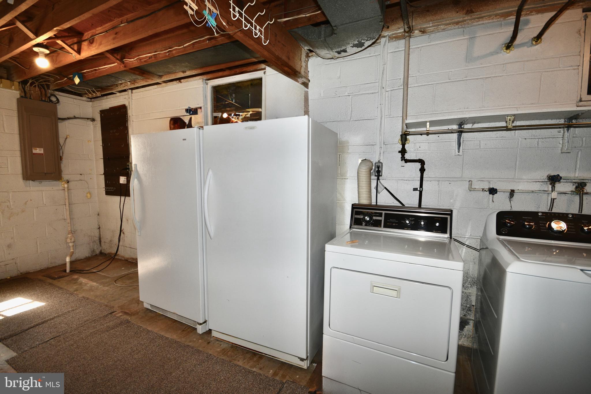 14717 ALGRETUS DRIVE