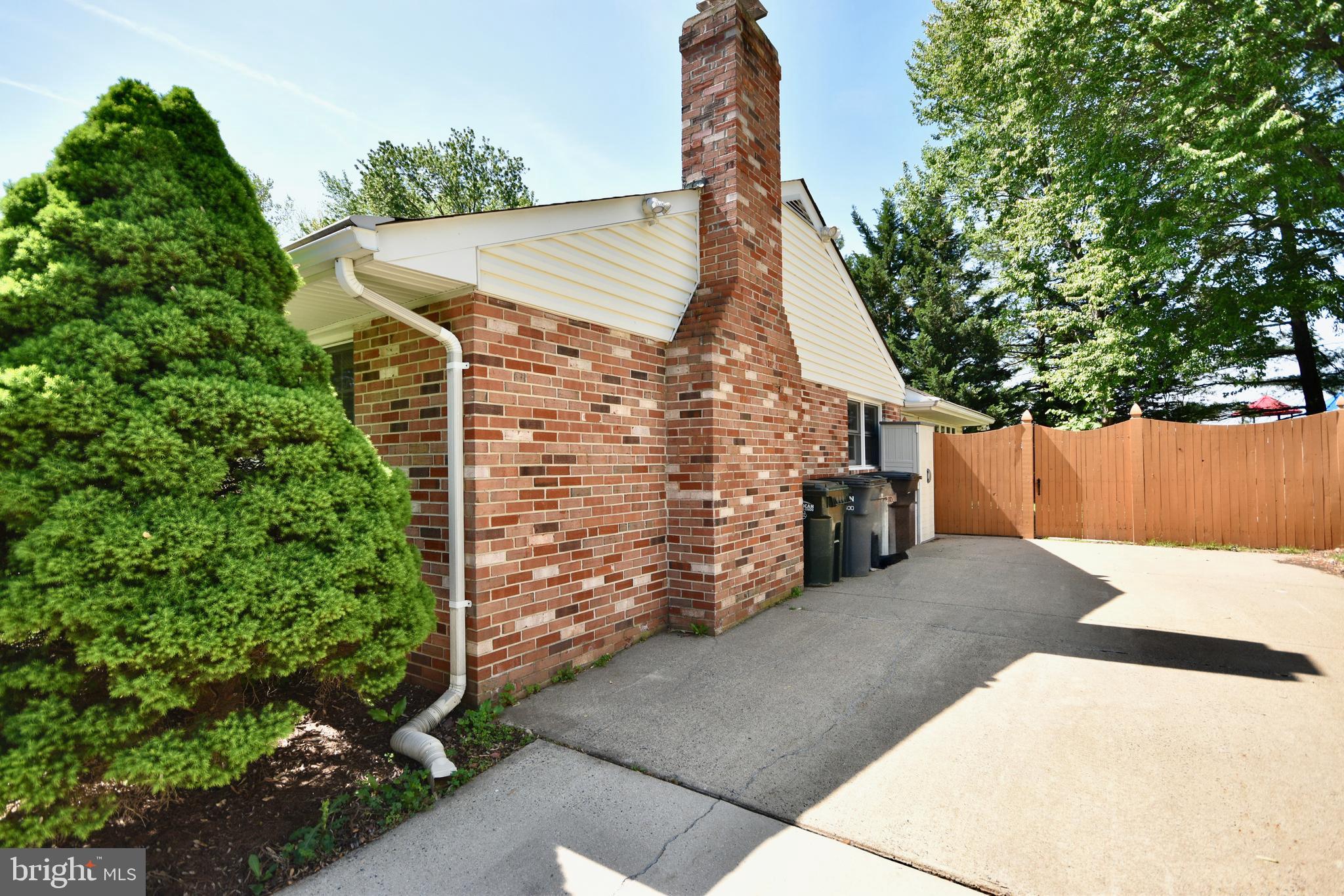 14717 ALGRETUS DRIVE