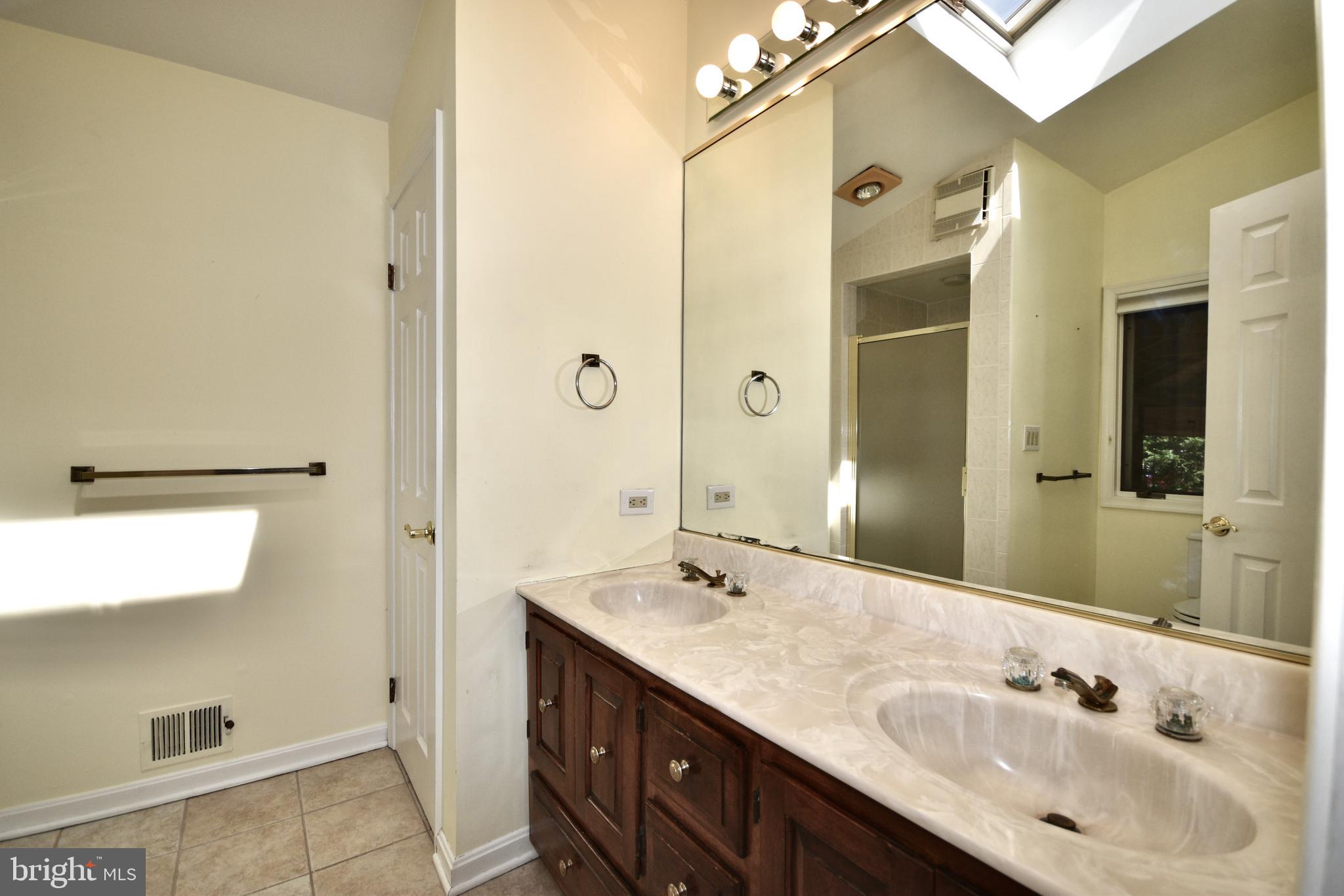 14717 ALGRETUS DRIVE