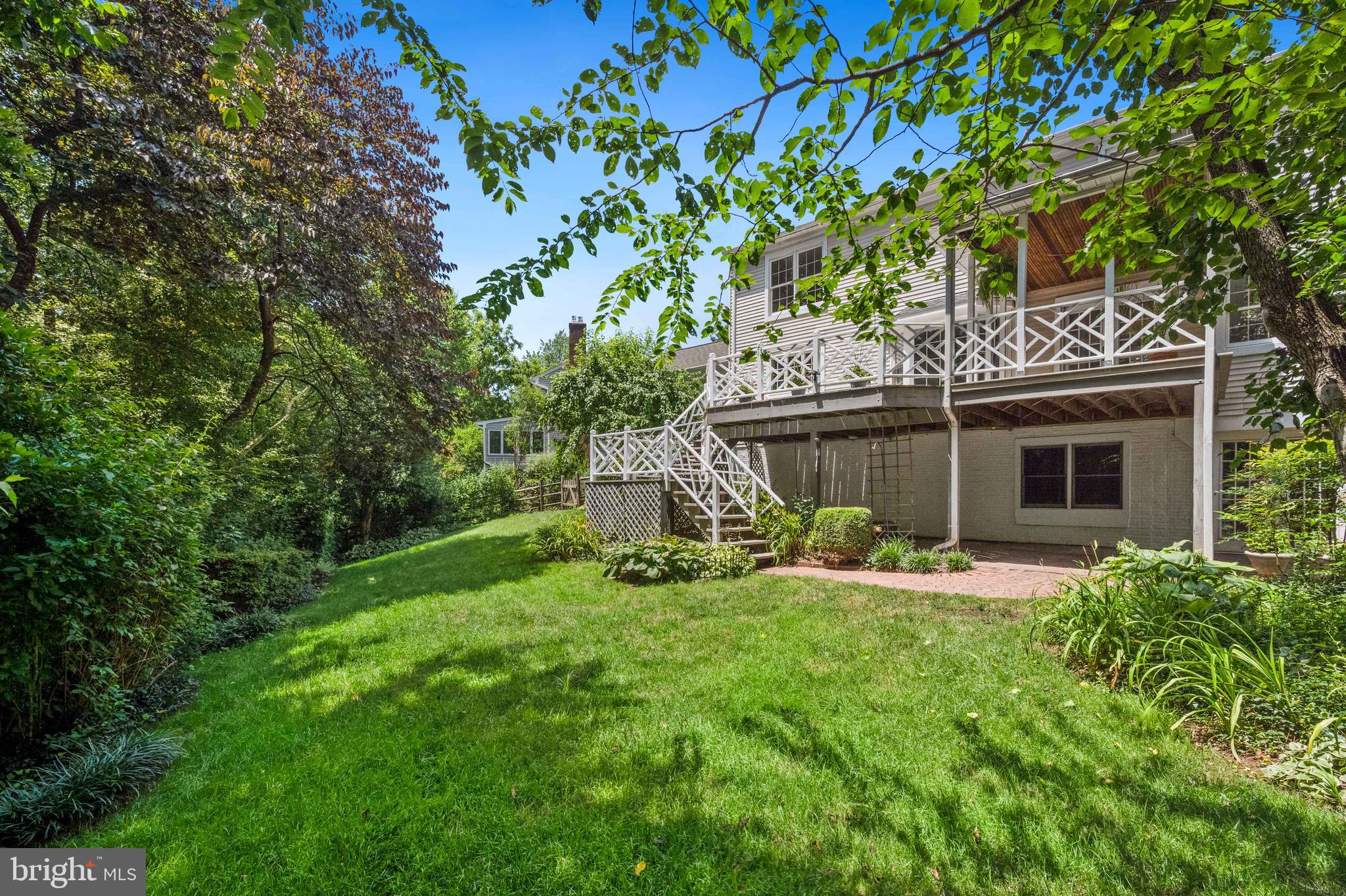 3523 MAJESTIC PINE LANE