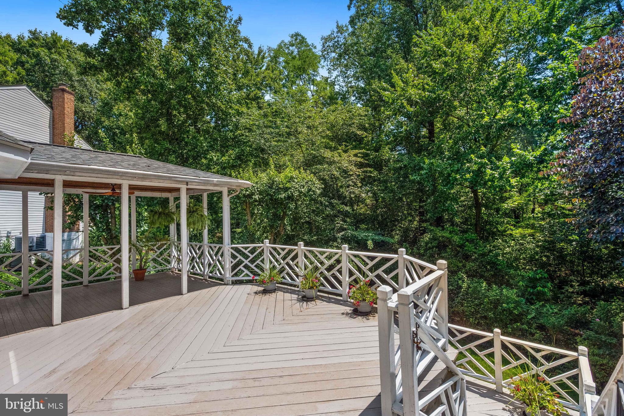 3523 MAJESTIC PINE LANE