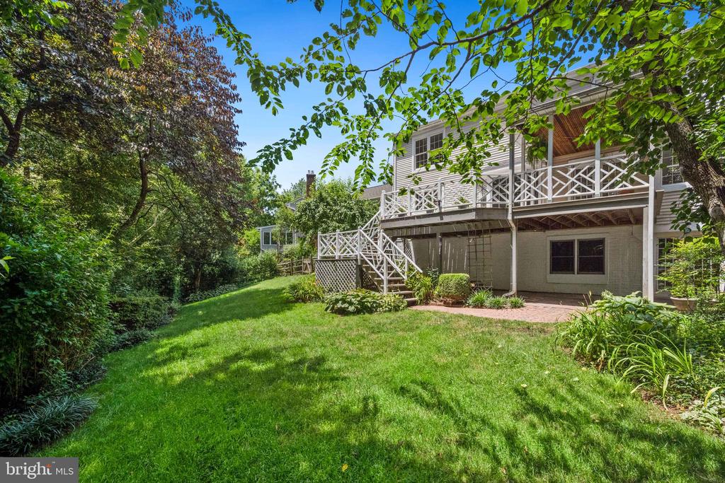 3523 MAJESTIC PINE LANE
