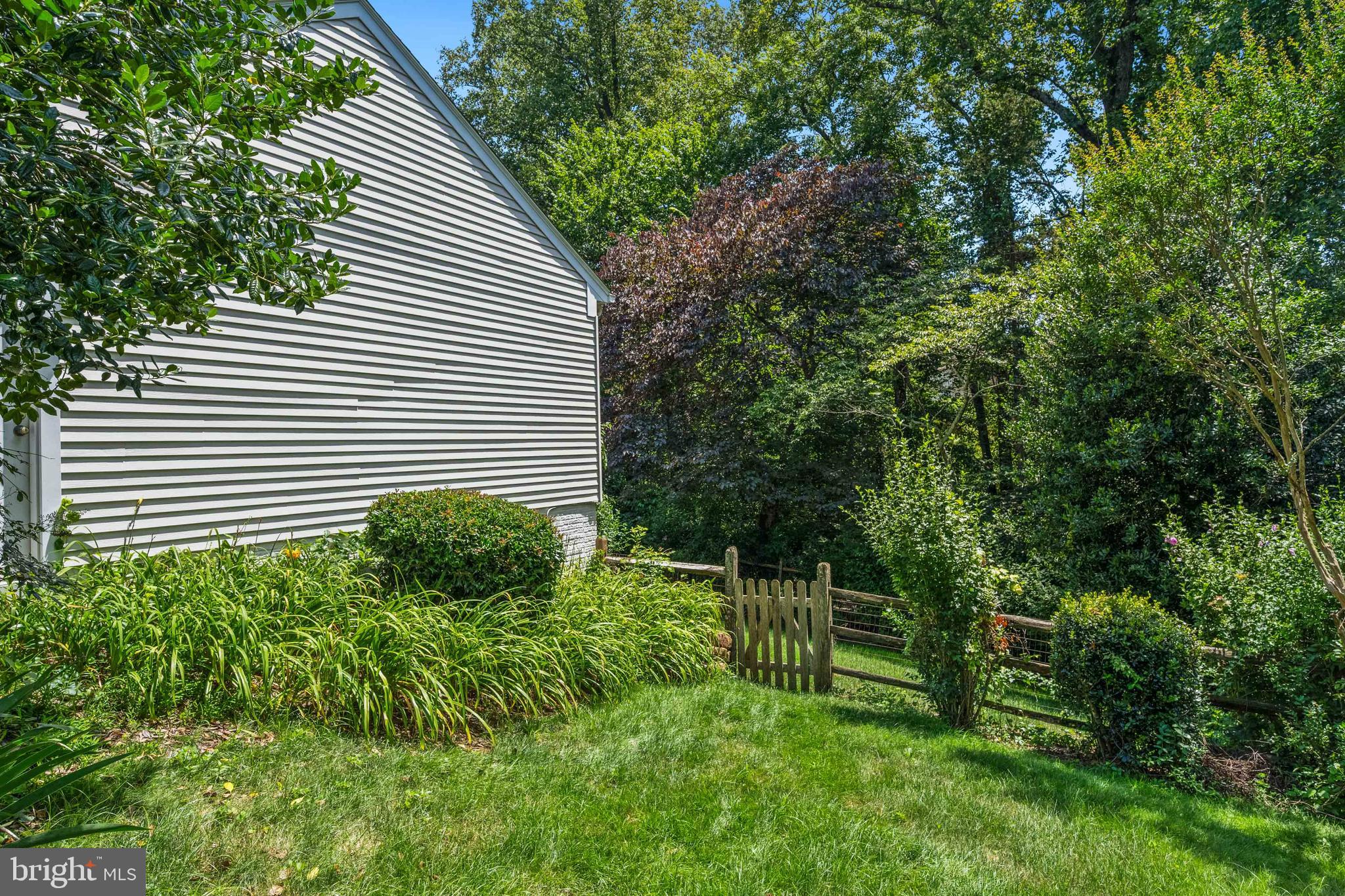 3523 MAJESTIC PINE LANE