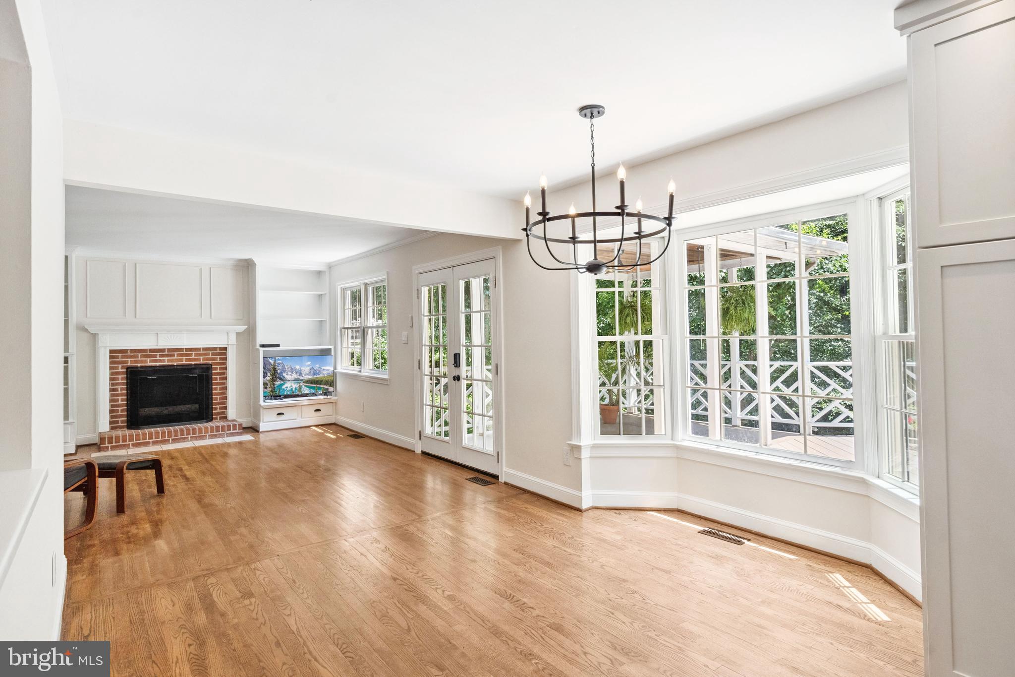 3523 MAJESTIC PINE LANE