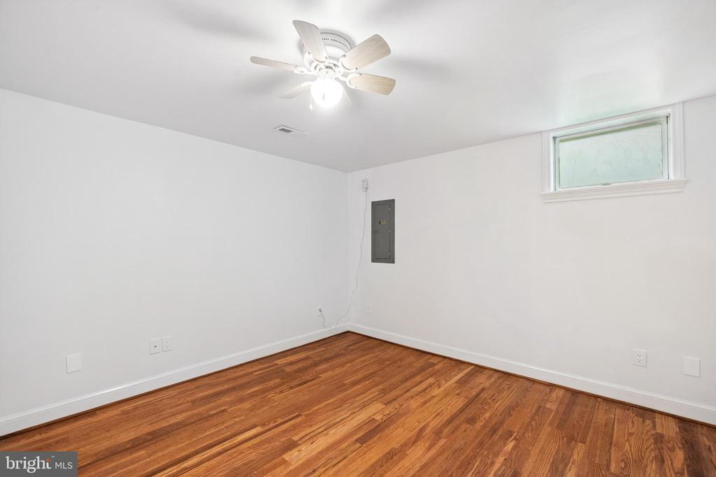3523 MAJESTIC PINE LANE
